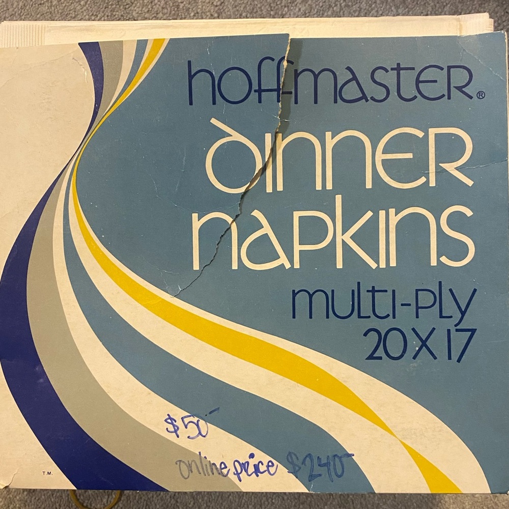 Vintage NWT Hoffmaster Dinned Napkins